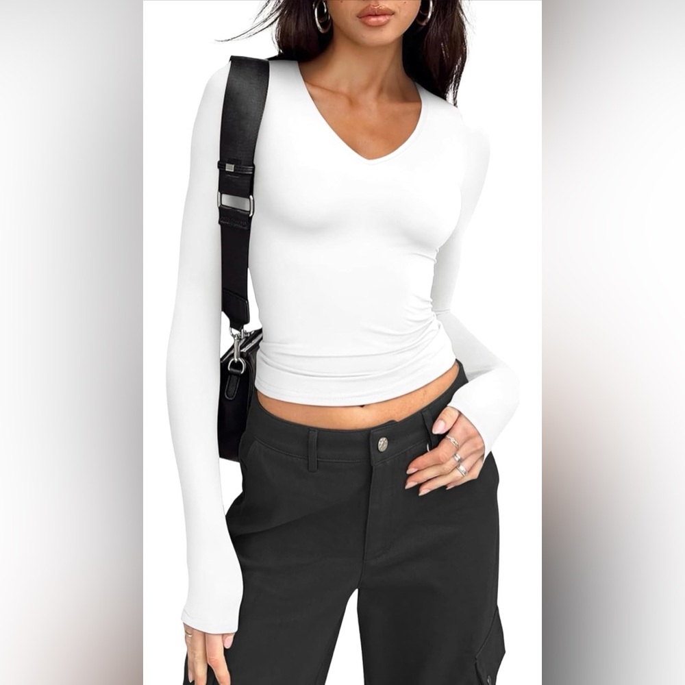 New White Basic V neck Crewneck Long Sleeve Women's Top size S